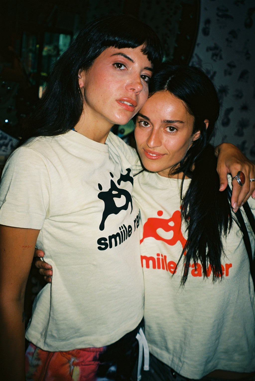 SMIILE RAVER TEE BLACK