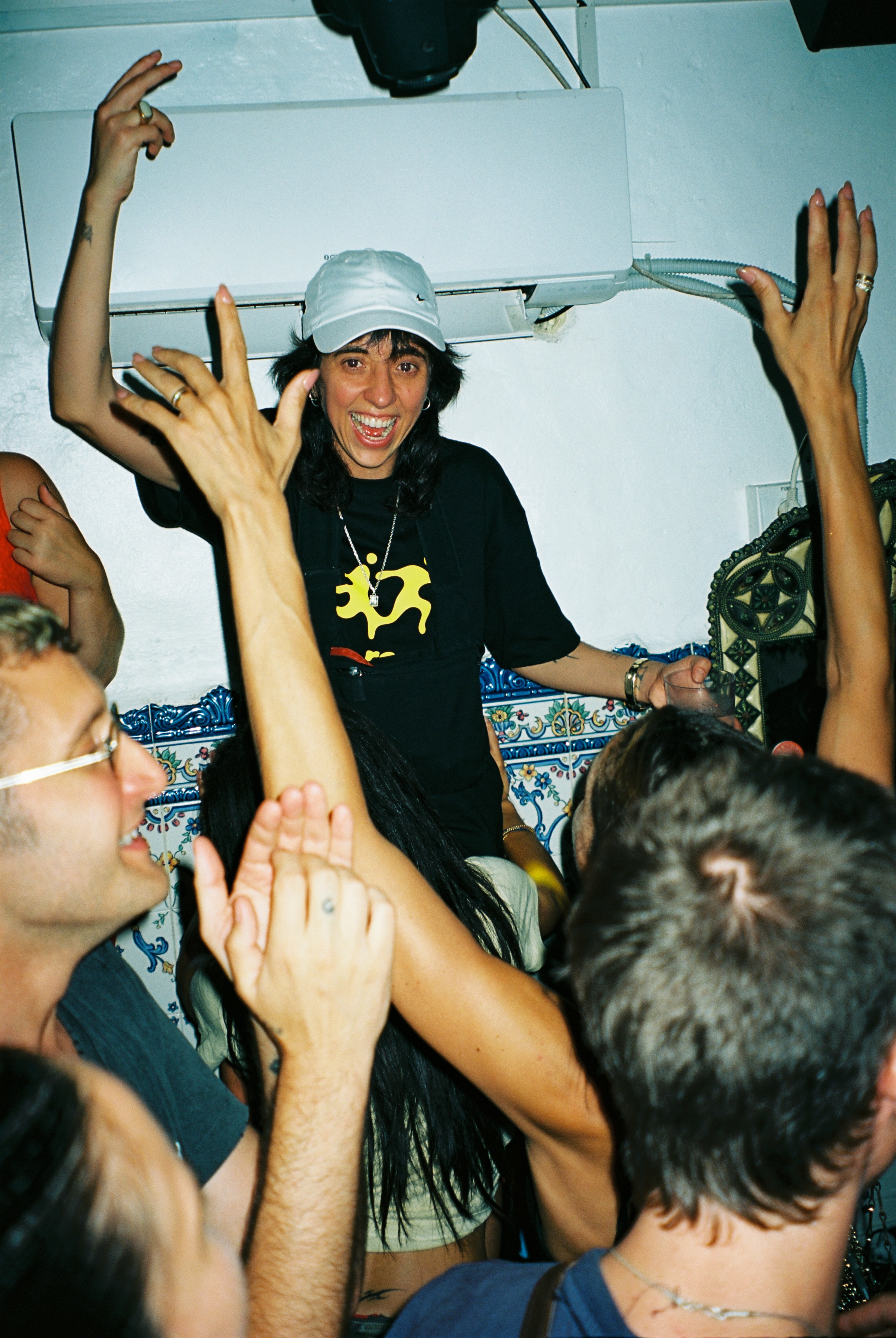 SMIILE RAVER TEE BLACK